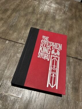 The Stephen King Story Hardcover Book - Red & Black 1991 copyright